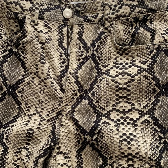 Snake Print Jeans - Picture 4 of 4
